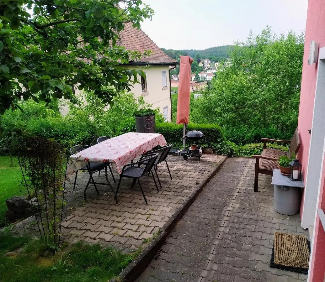 Ferienwohnung Haus Barbara Бад-Брюккенау Апартаменты